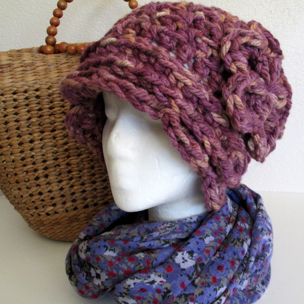 Daisy's Cloche Crochet Hat Pattern